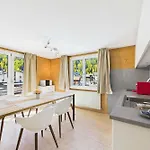 Daire Vacation For Families & Groups *