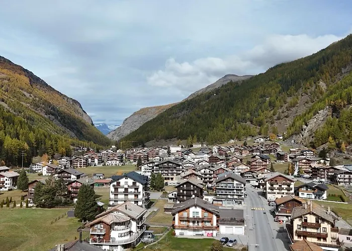 Vacation For Families & Groups Apartamento Saas-Grund